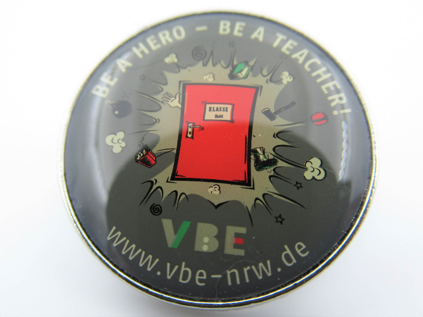 Ansteckpin Be a hero, be a teacher